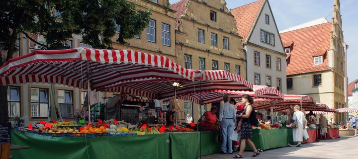 Wochenmarkt auf dem Alten Markt geht in seine zweite Saison